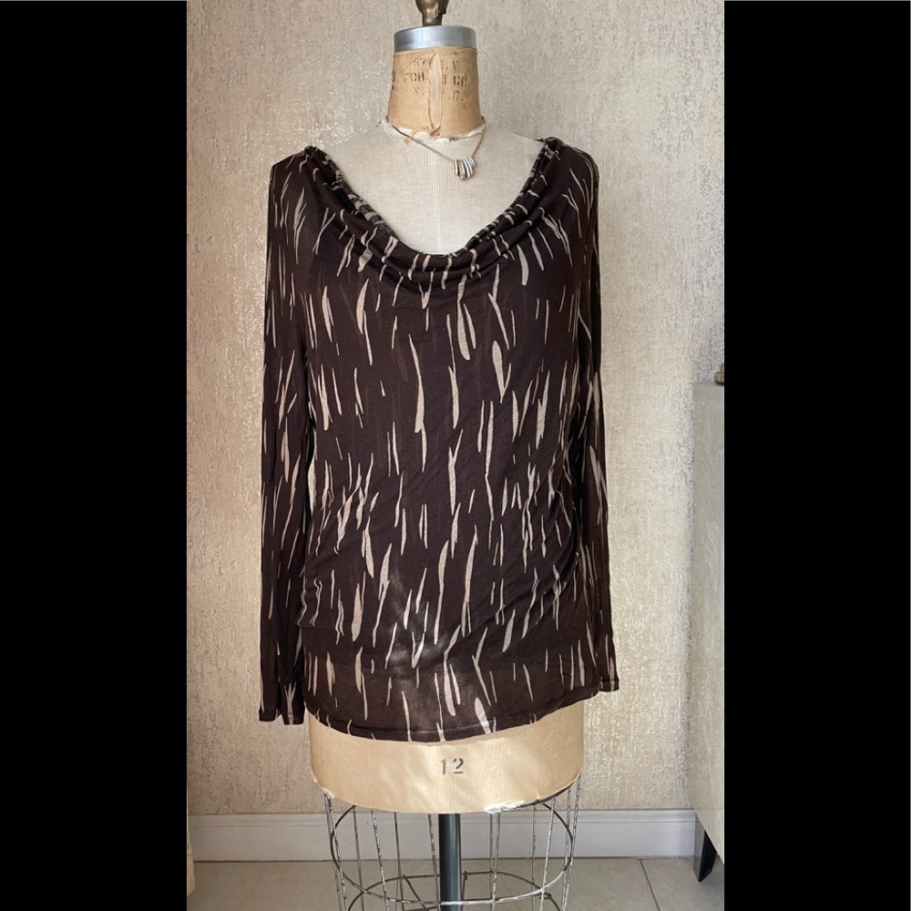Kenneth Cole Reaction brown top size L, in excellent condition